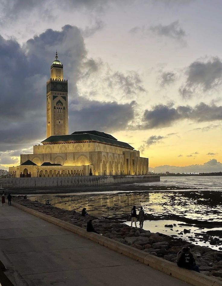 Mosquée Hassan-II 👑
